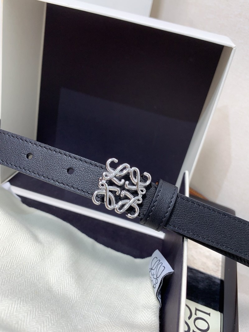 L0ew* belts